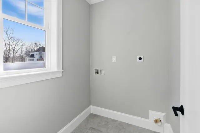 $1,799,900 | 4 R Chatham Lane, Danvers, MA 01923