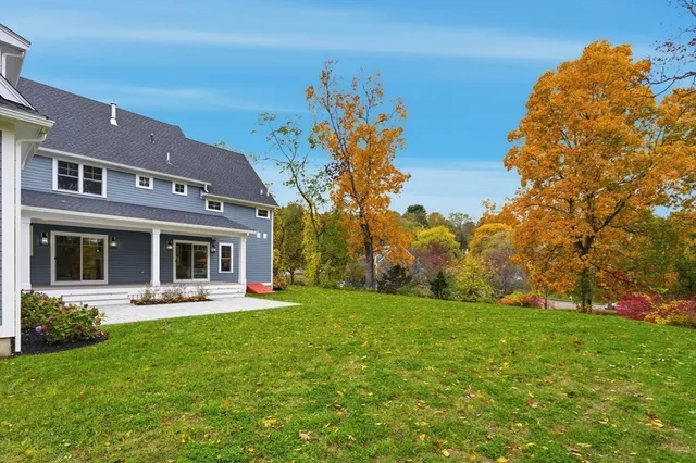 $1,799,900 | 4 R Chatham Lane, Danvers, MA 01923
