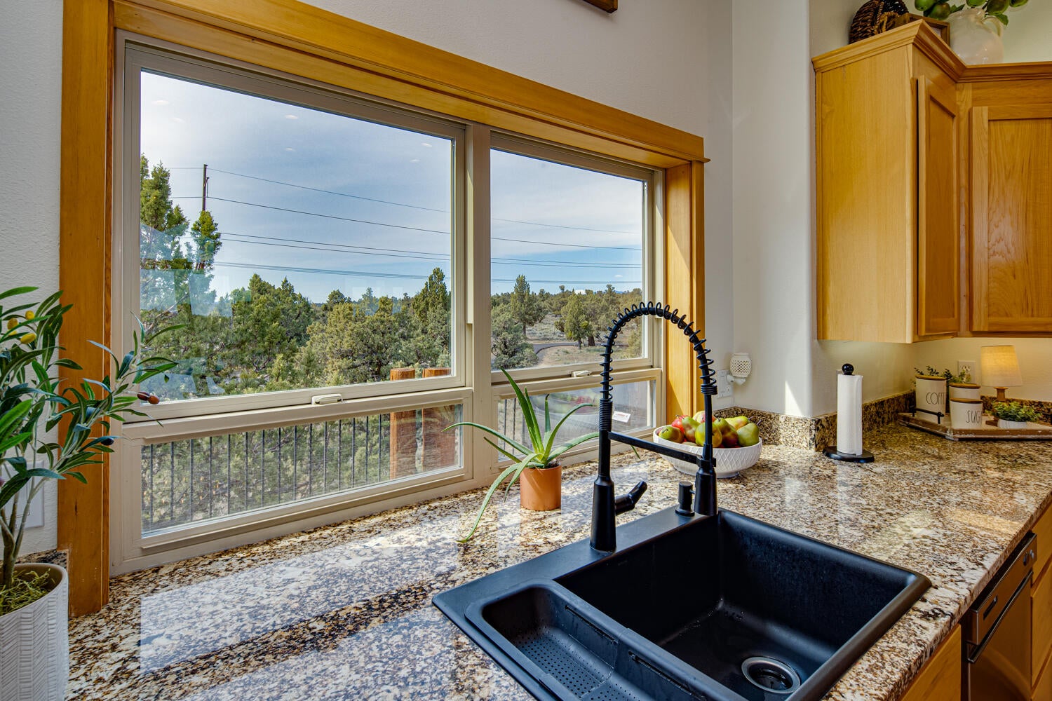 2278 Hawk Owl Court Redmond, OR 97756 - Photo 19 of 80 2278-518