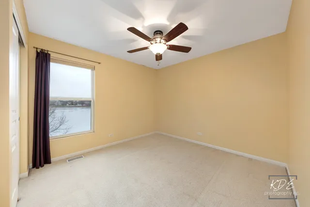 $2,600 | 651 Hawley Drive, Oswego, IL 60543