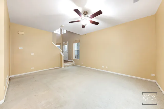 $2,600 | 651 Hawley Drive, Oswego, IL 60543