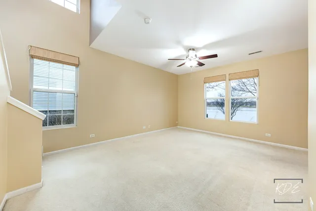 $2,600 | 651 Hawley Drive, Oswego, IL 60543