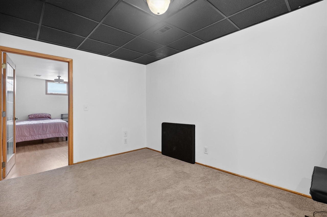 3427 Easy Street St. Joseph, MI 49085 - Photo 21 of 32