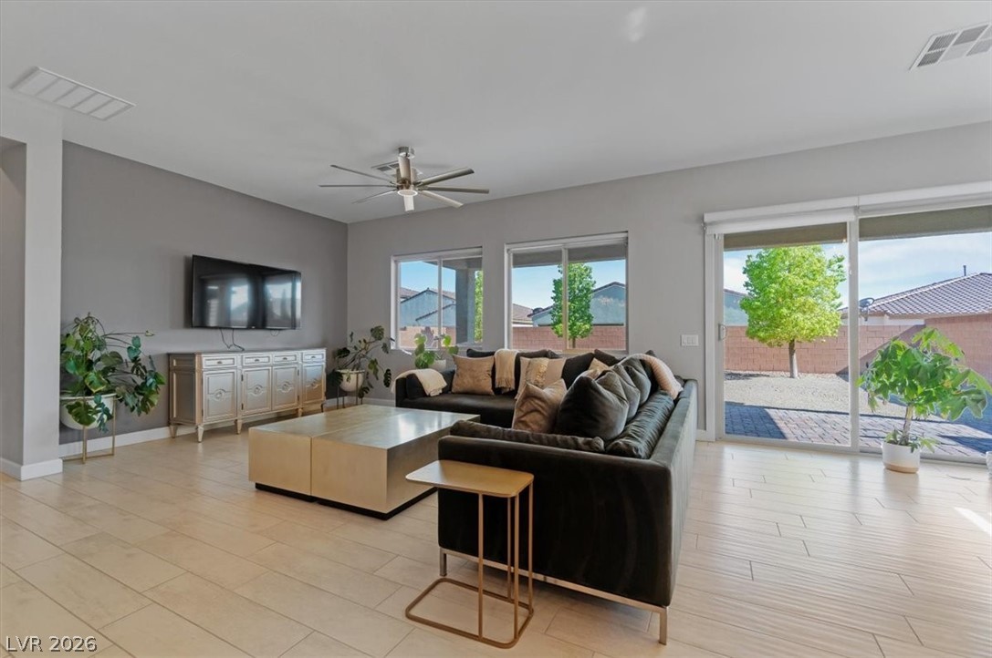 5953 Yellow Ridge Avenue Las Vegas, NV 89131 - Photo 15 of 34