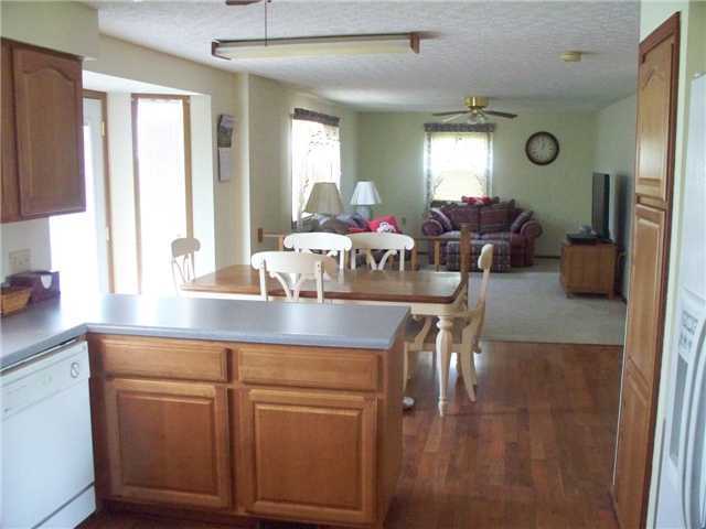 7497 Young Road Orient, OH 43146 - Photo 6 of 18
