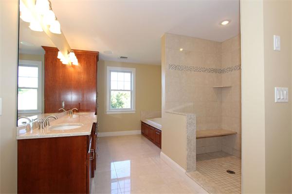 12 Edwardel Road Needham, MA 02492 - Photo 11 of 14 Gallery Image 11