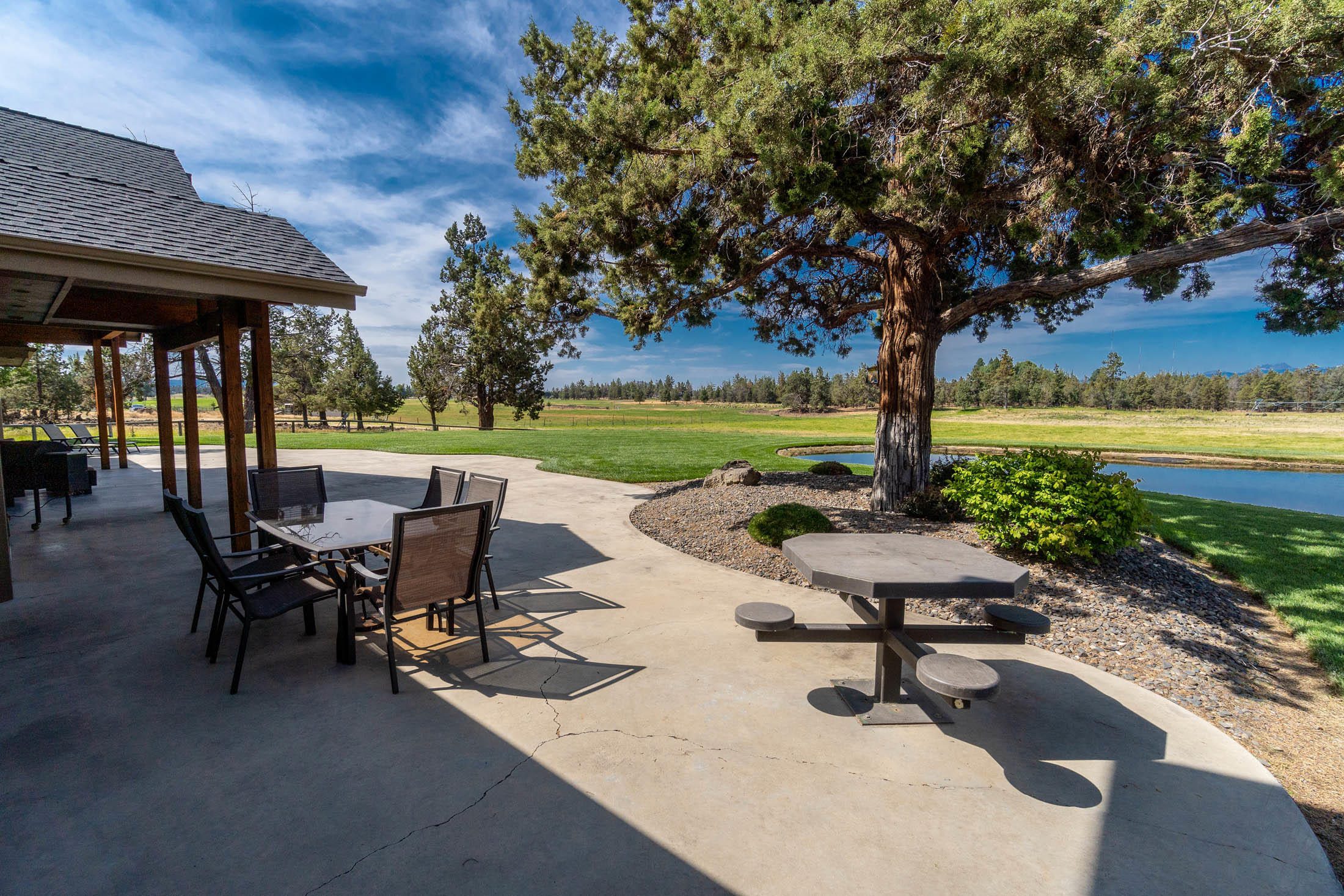63575 Cricketwood Road Bend, OR 97701 - Photo 51 of 53 48