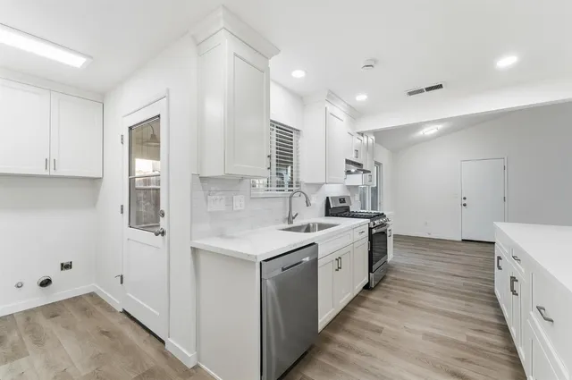 $479,000 | 2208 Sunmist Lane, Modesto, CA 95355