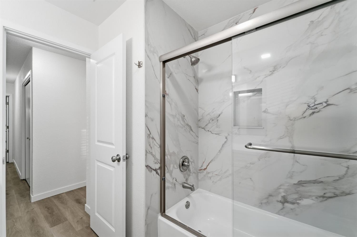 2208 Sunmist Lane Modesto, CA 95355 - Photo 19 of 28