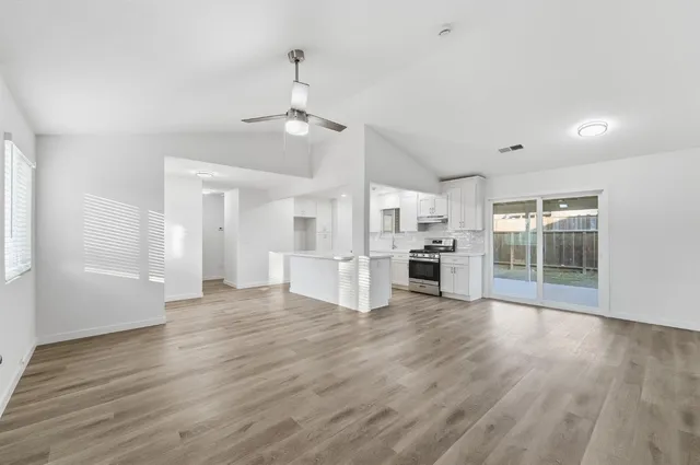 $479,000 | 2208 Sunmist Lane, Modesto, CA 95355