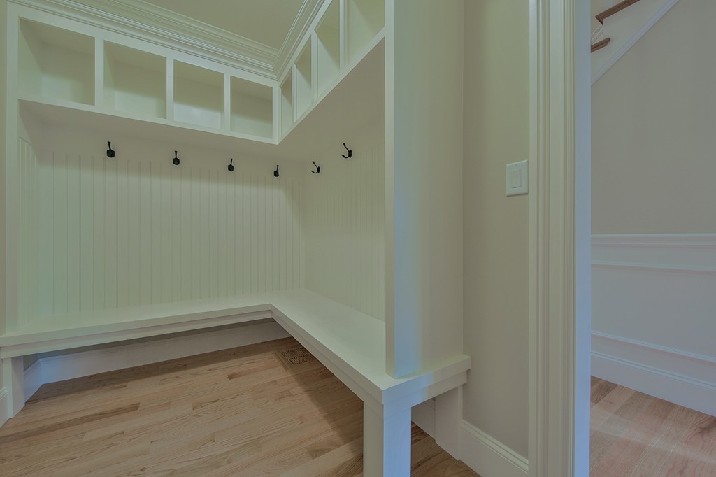 17 Bacon Road Bedford, MA 01730 - Photo 14 of 30 Gallery Image 14