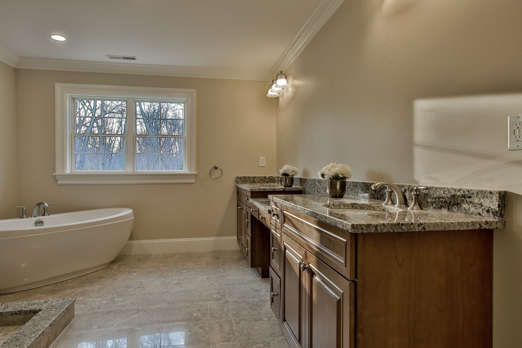 17 Bacon Road Bedford, MA 01730 - Photo 17 of 30 Gallery Image 17