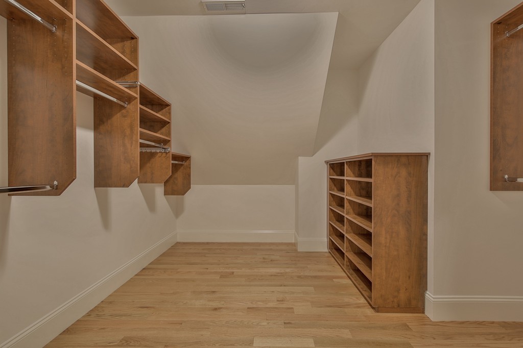 17 Bacon Road Bedford, MA 01730 - Photo 19 of 30 Gallery Image 19