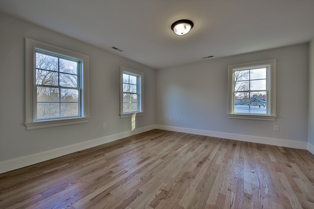 17 Bacon Road Bedford, MA 01730 - Photo 20 of 30 Gallery Image 20