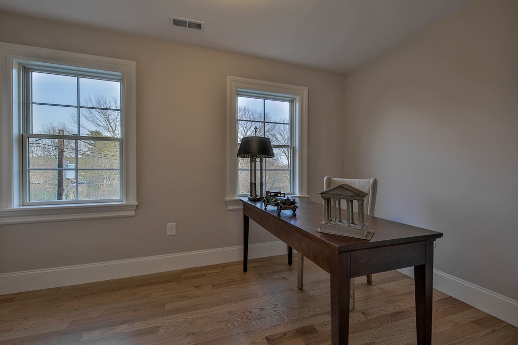 17 Bacon Road Bedford, MA 01730 - Photo 21 of 30 Gallery Image 21