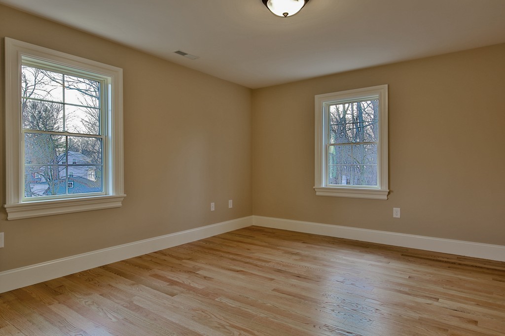 17 Bacon Road Bedford, MA 01730 - Photo 24 of 30 Gallery Image 24