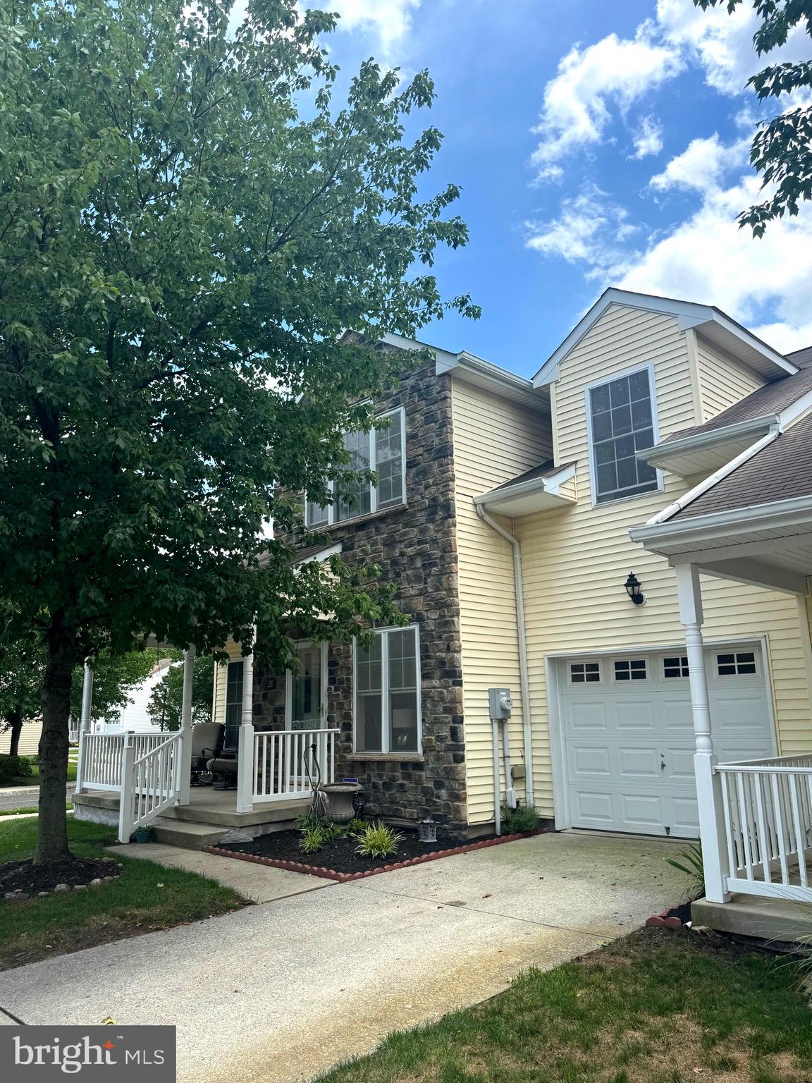 20 Wilson Way Delanco, NJ 08075 - Photo 3 of 38 a view of a house with a yard