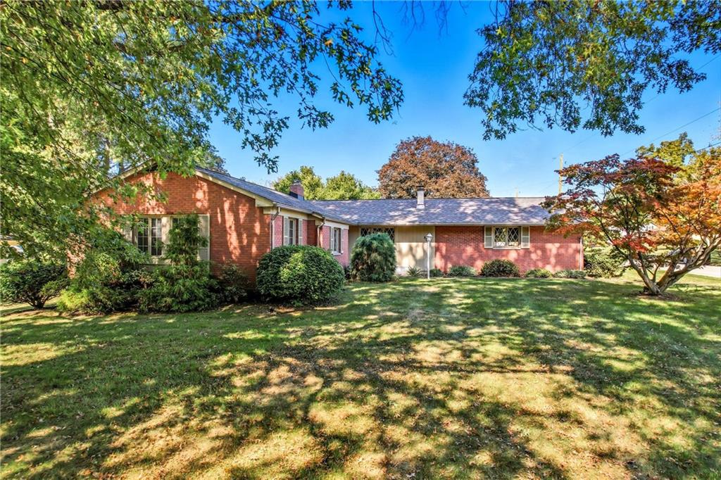 400 Hazen Road Sharpsville, PA 16150 - Photo 3 of 49 a view of a house with a yard