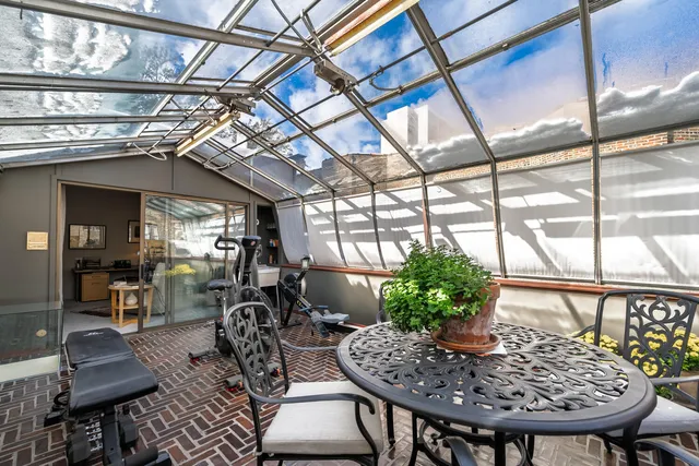 $1,850,000 | 2729 North Hampden Court, Chicago, IL 60614