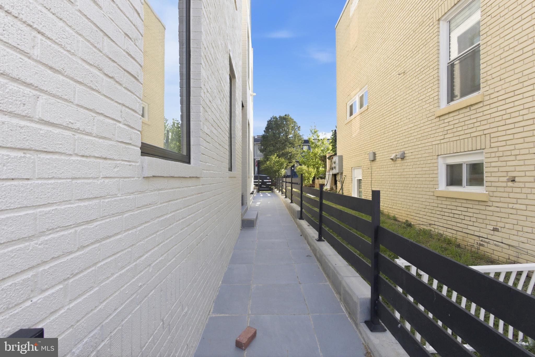 1140 Oates Street Northeast, Unit 101 Washington, DC 20002 - Photo 29 of 31