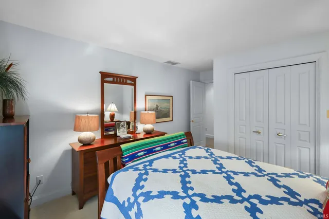 $640,000 | 5501 West Oakbrook Court, Muncie, IN 47304