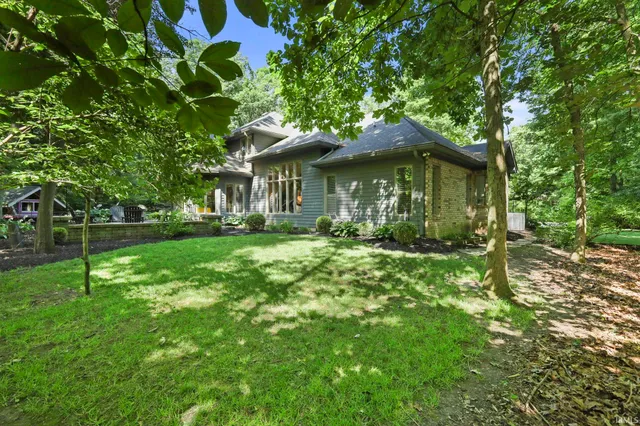 $640,000 | 5501 West Oakbrook Court, Muncie, IN 47304