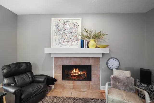 $640,000 | 5501 West Oakbrook Court, Muncie, IN 47304