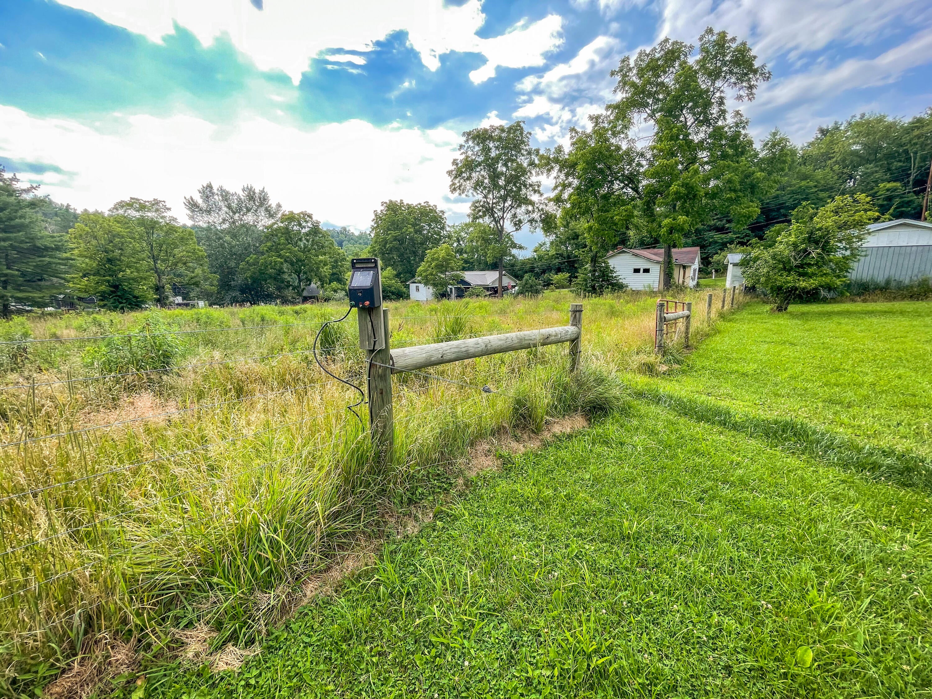 2305 Horseshoe Bend Road Ronceverte, WV 24970 - Photo 28 of 66 Gallery Image 28