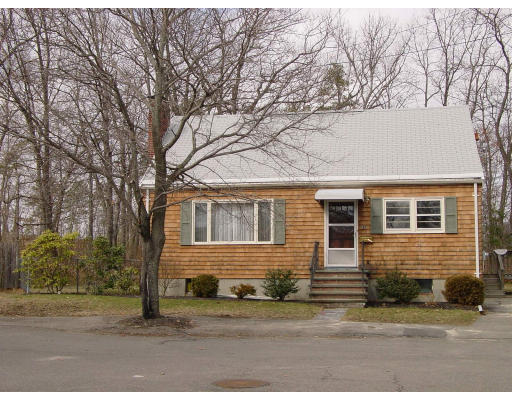 62 Basse Road Lynn, MA 01905 - Photo 1 of 8 Gallery Image 1