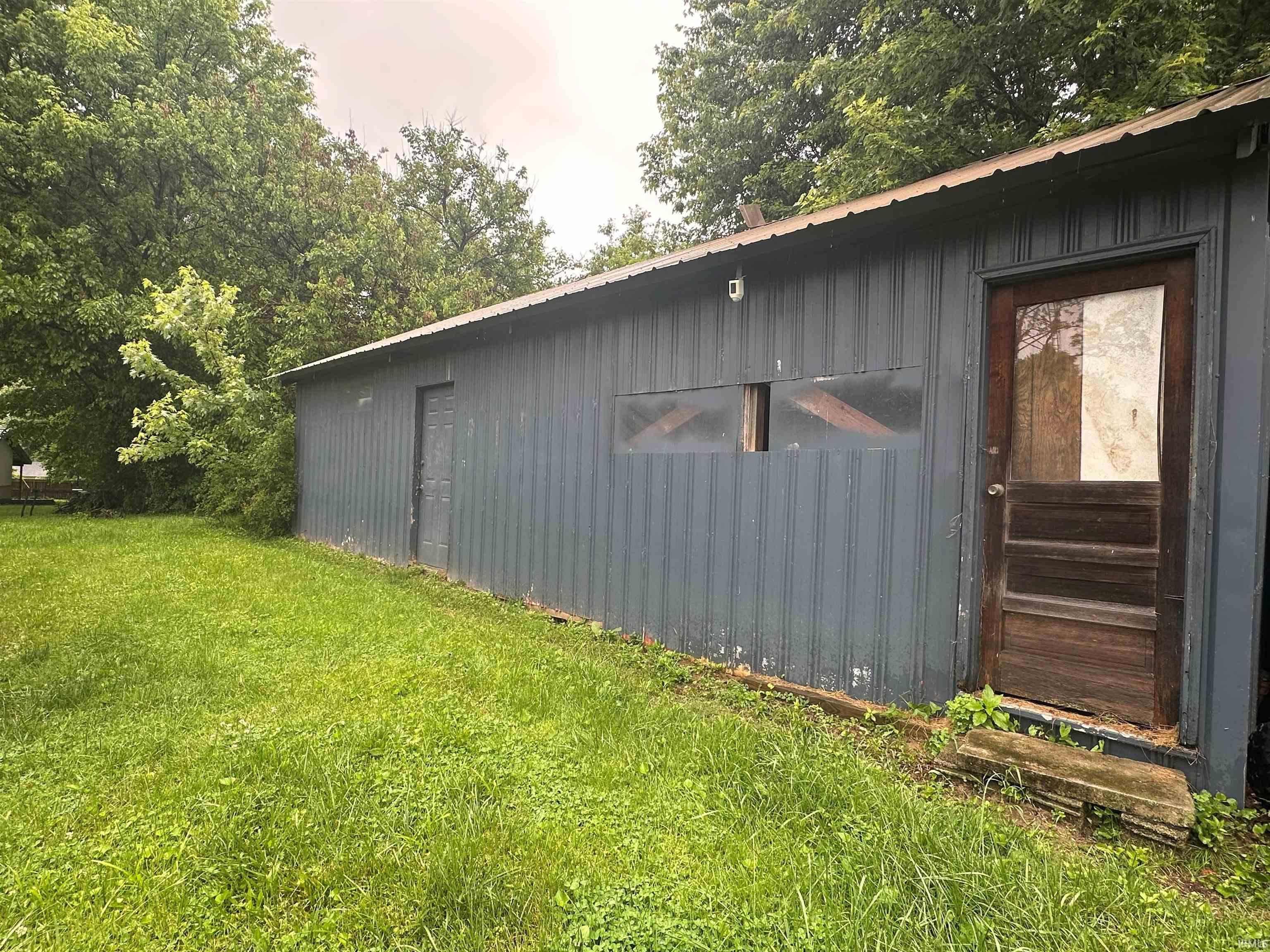 7150 South Strain Ridge Road Bloomington, IN 47401 - Photo 25 of 27