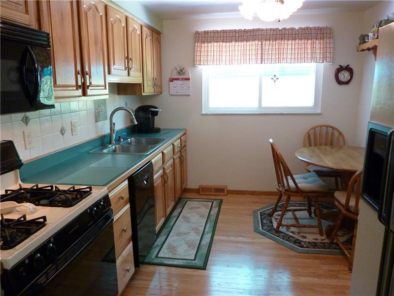 2509 Ridge Rd Extension Baden, PA 15005 - Photo 5 of 23