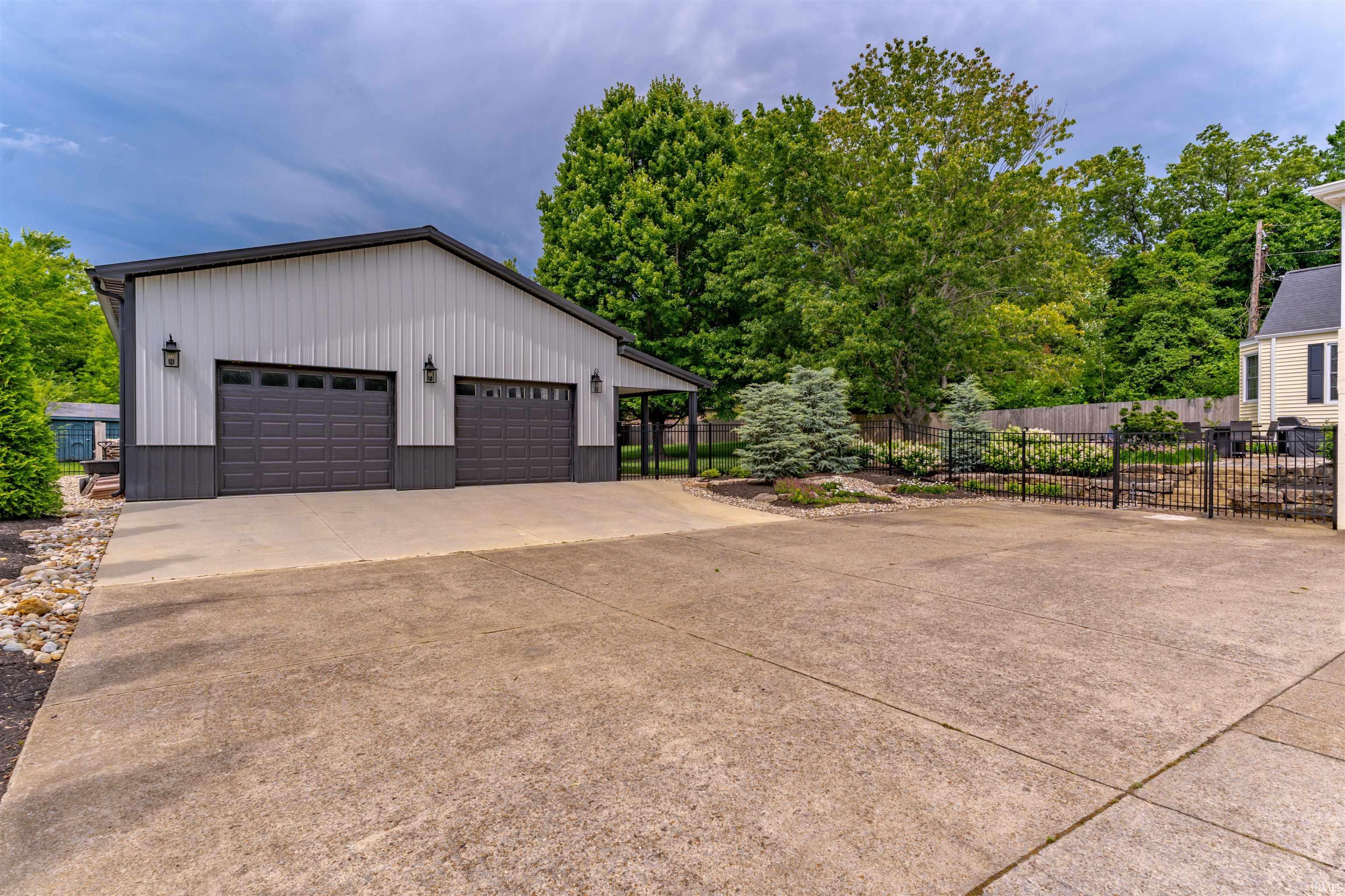 7110 Newburgh Road Evansville, IN 47715 - Photo 44 of 50