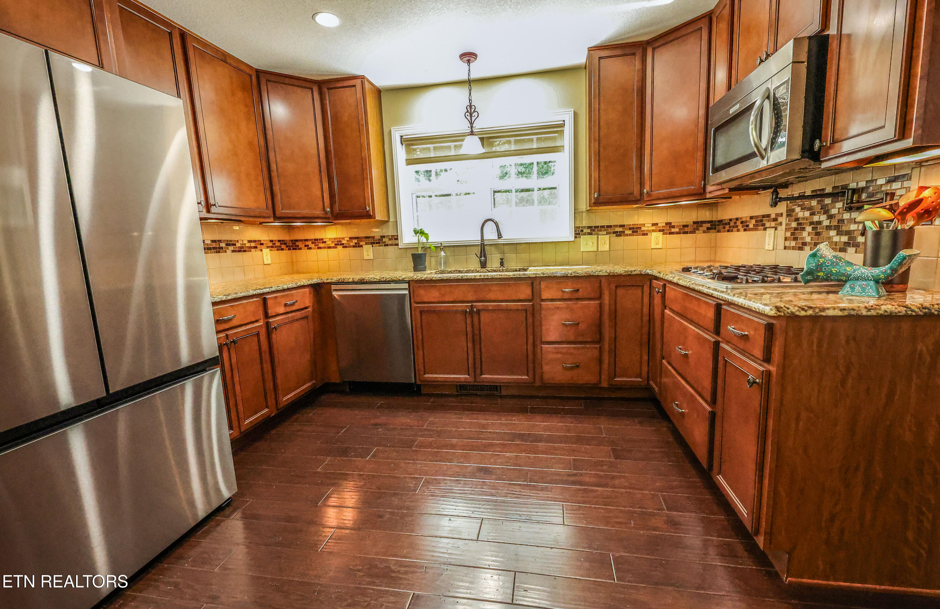 132 Timbercrest Drive Oak Ridge, TN 37830 - Photo 25 of 60 3T179A3538 copy