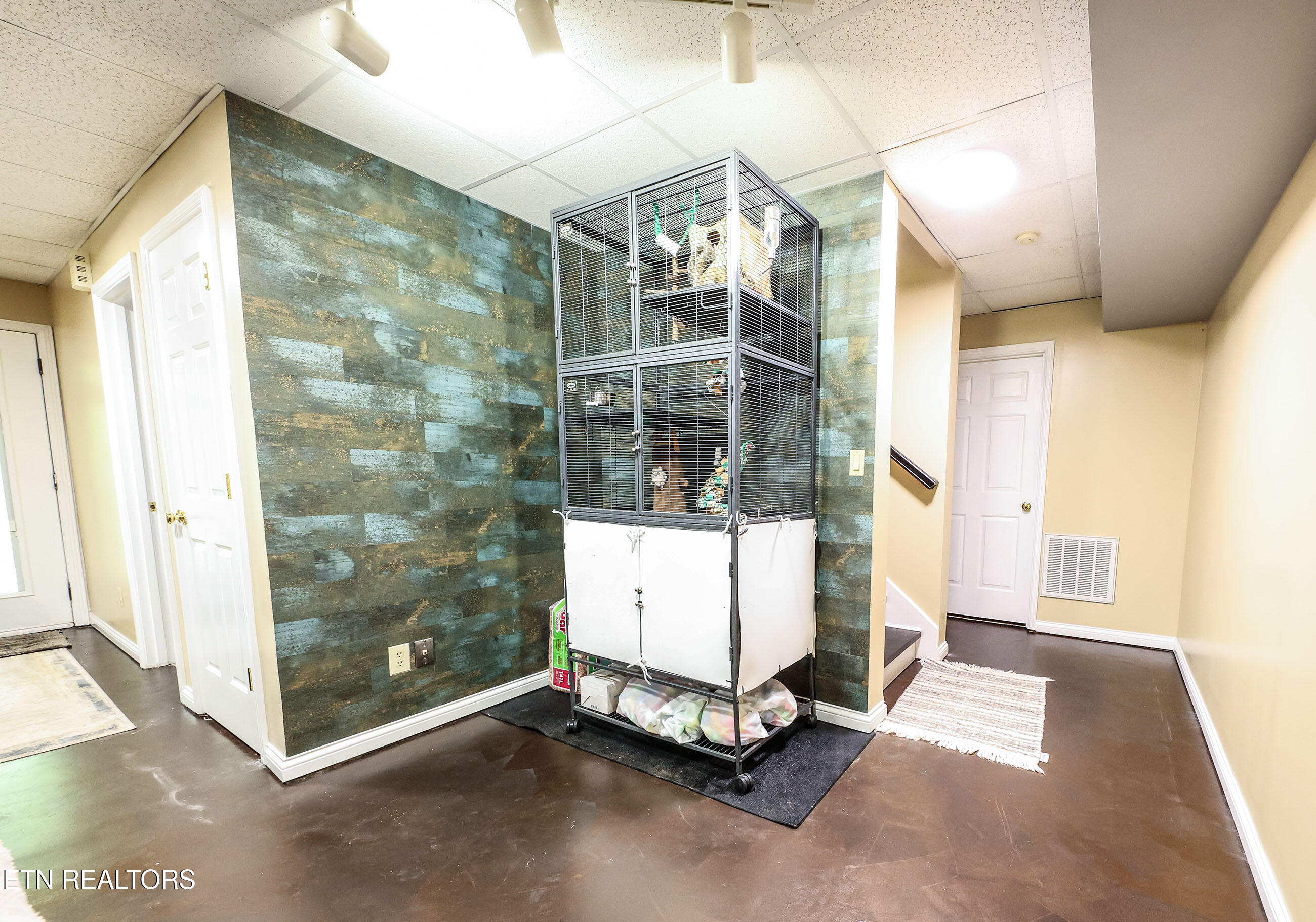 132 Timbercrest Drive Oak Ridge, TN 37830 - Photo 58 of 60 42T179A3713 copy