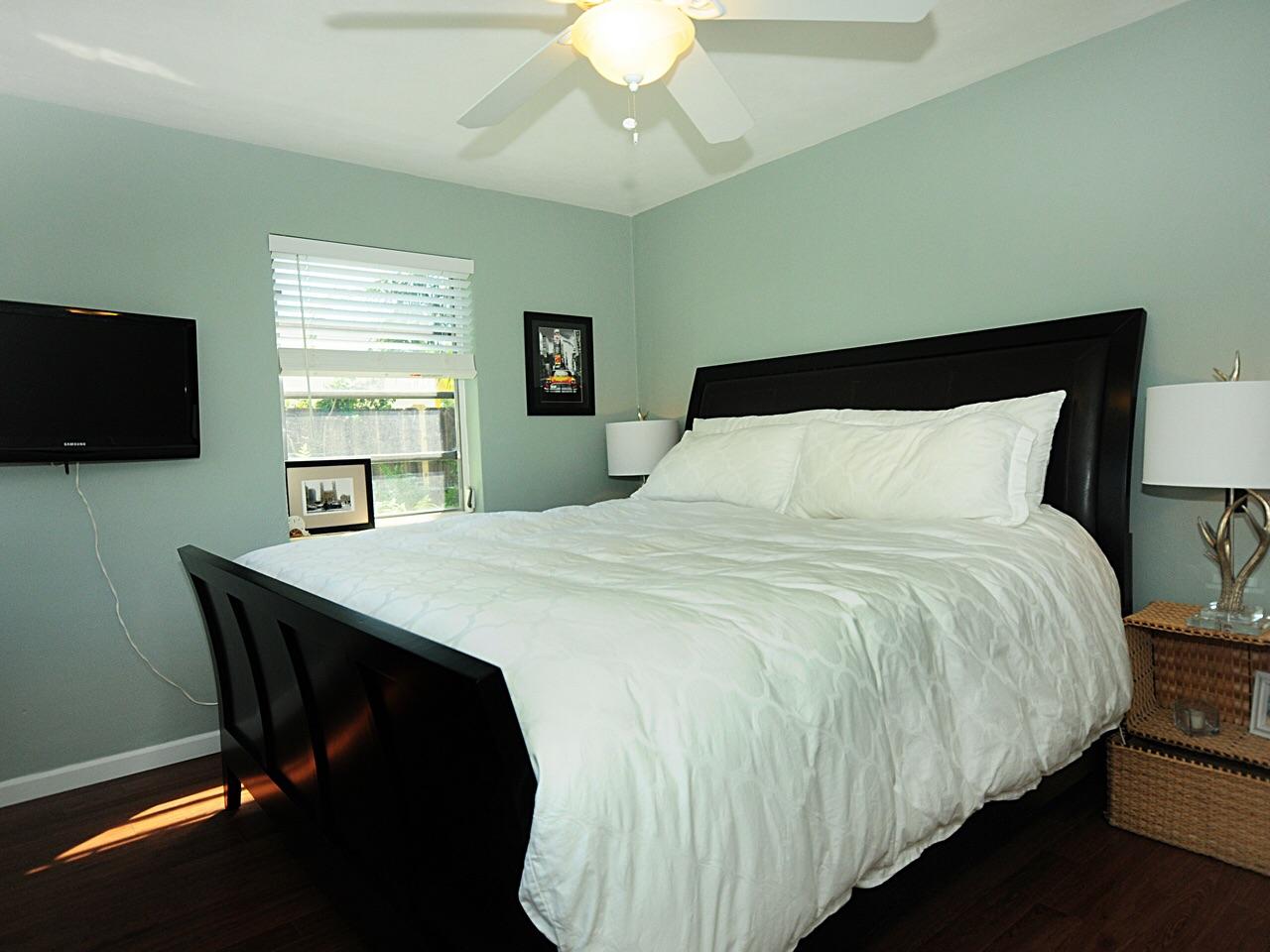 920 Firetree Road North Palm Beach, FL 33408 - Photo 15 of 17 image.jpg