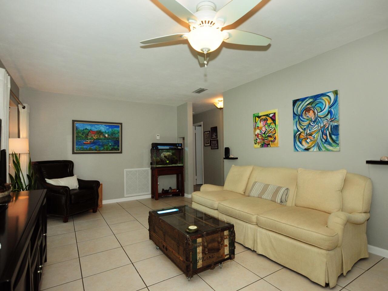 920 Firetree Road North Palm Beach, FL 33408 - Photo 9 of 17 image.jpg