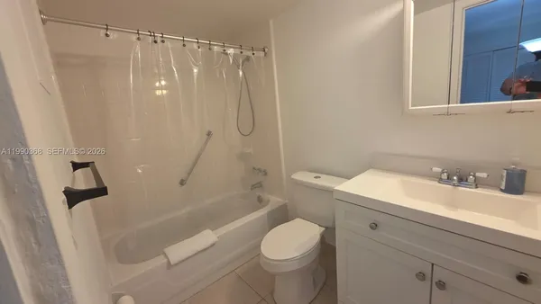 $1,600 | 609 Northeast 6th Court, Unit D, Boynton Beach, FL 33435