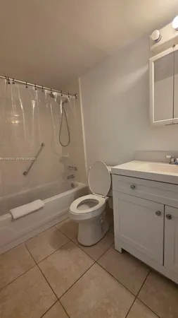$1,600 | 609 Northeast 6th Court, Unit D, Boynton Beach, FL 33435