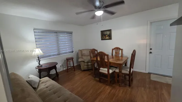 $1,600 | 609 Northeast 6th Court, Unit D, Boynton Beach, FL 33435