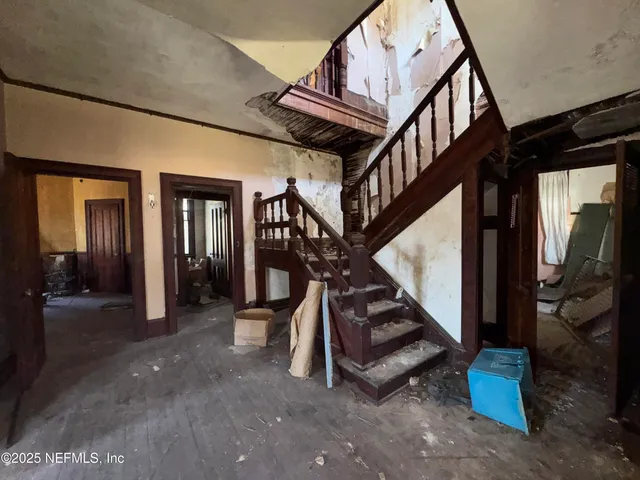 a view of an entryway