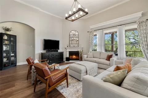 $625,000 | 5421 Coral Bean Cove, Spicewood, TX 78669