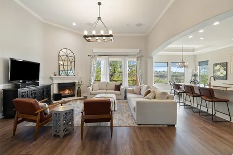 $625,000 | 5421 Coral Bean Cove, Spicewood, TX 78669