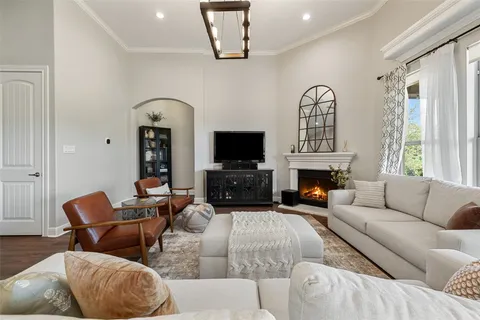 $625,000 | 5421 Coral Bean Cove, Spicewood, TX 78669