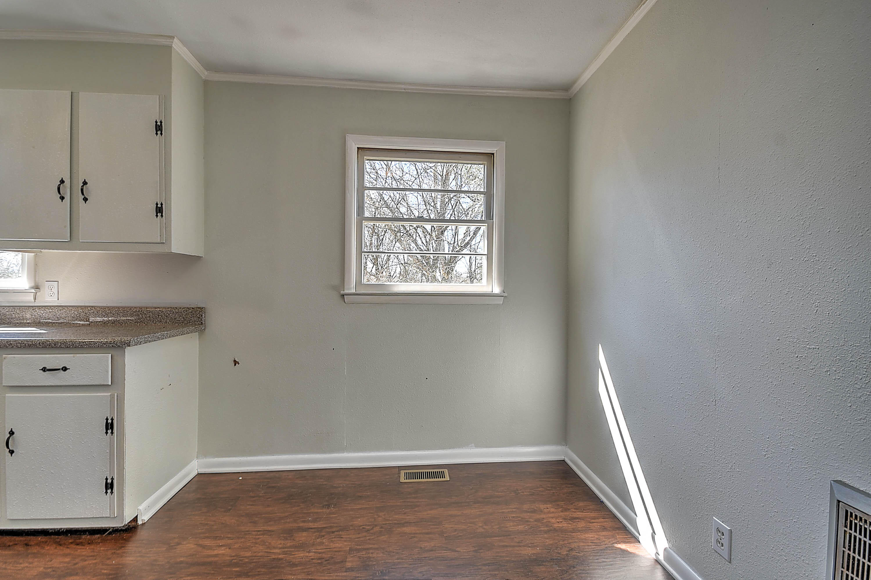 448 Shawnee Road Bristol, VA 24201 - Photo 12 of 34 Cheyenne-10