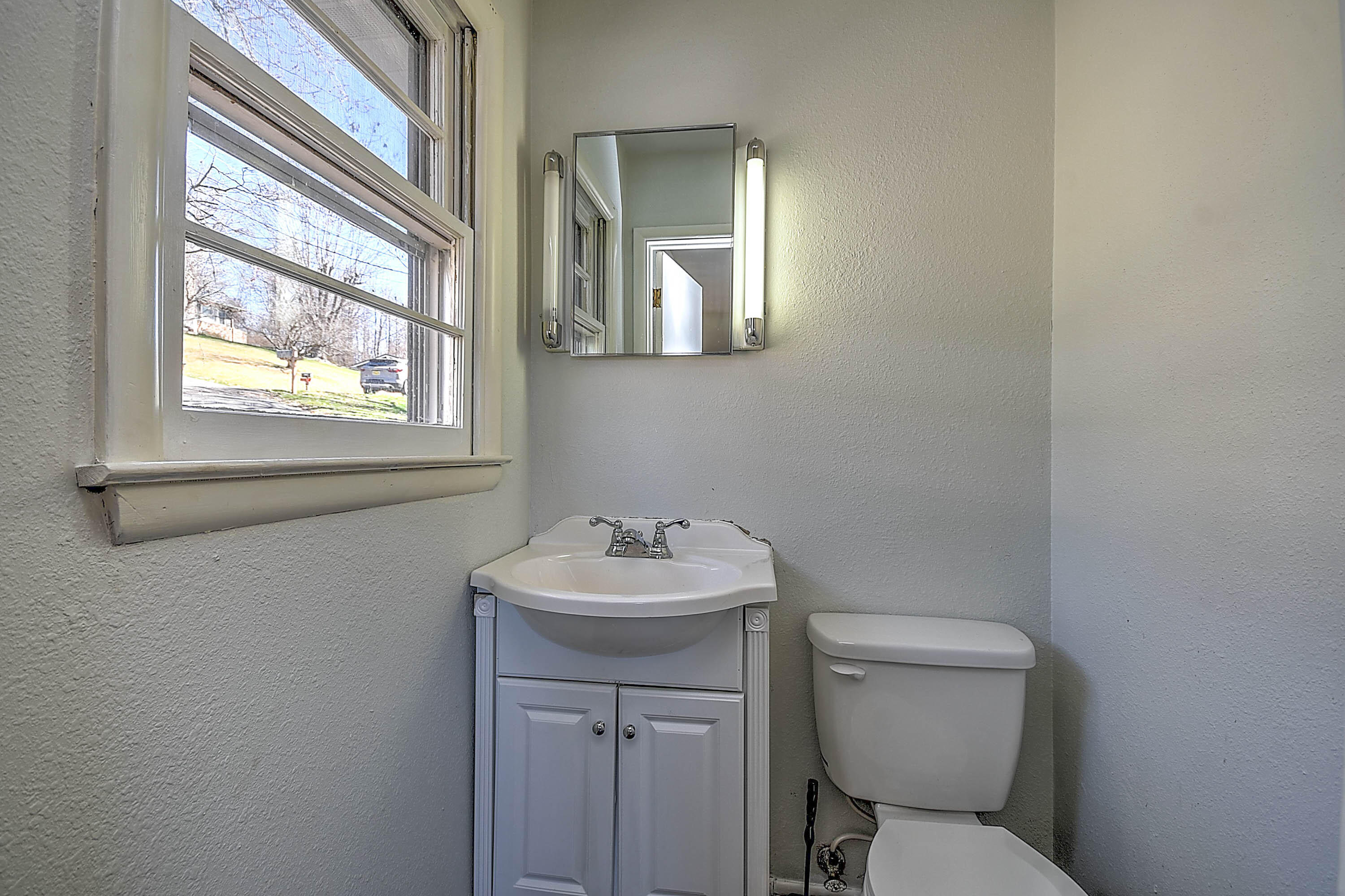 448 Shawnee Road Bristol, VA 24201 - Photo 31 of 34 Cheyenne-29
