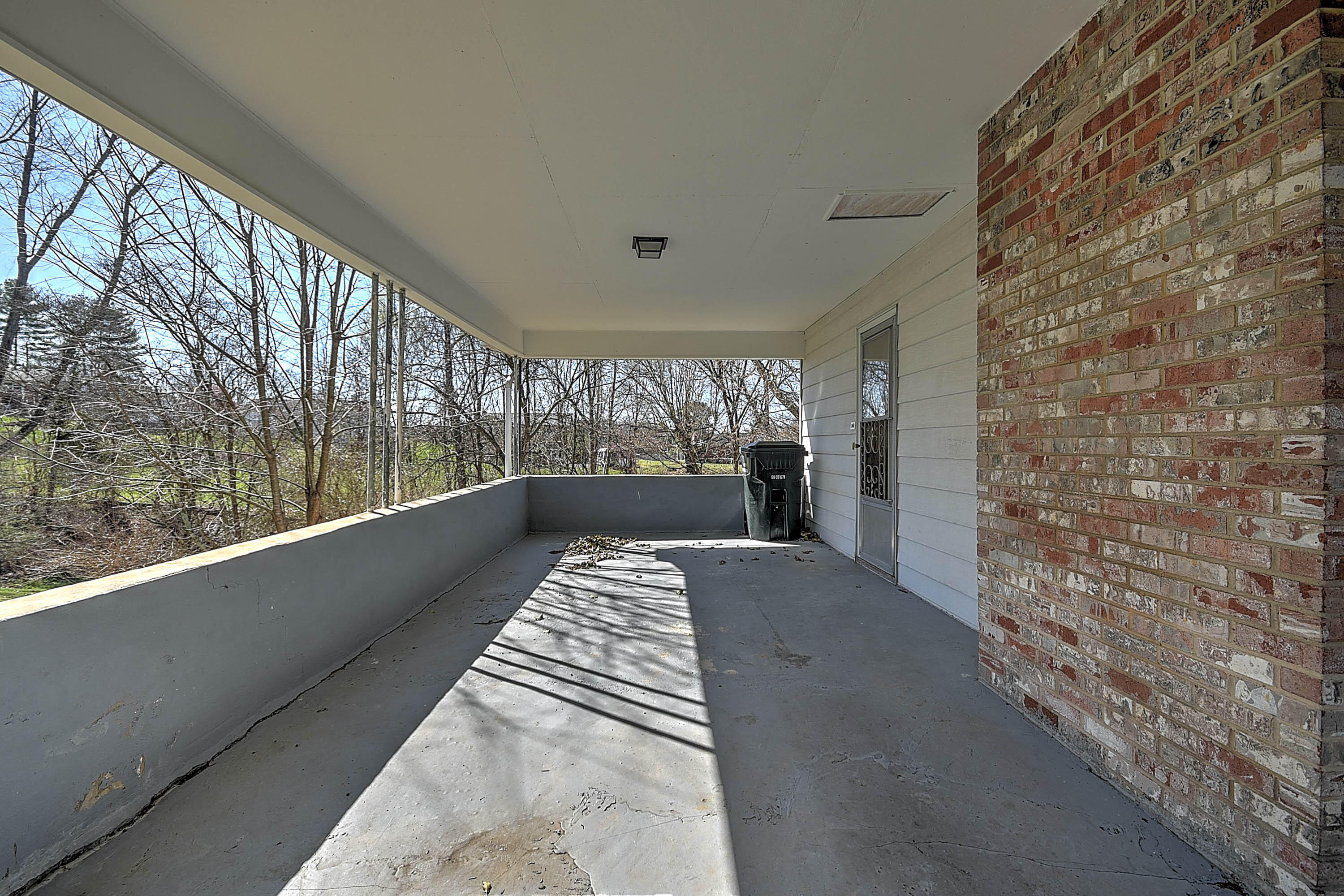448 Shawnee Road Bristol, VA 24201 - Photo 4 of 34 Cheyenne-4
