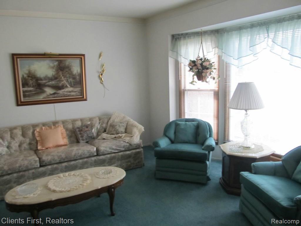 1427 Wagon Wheel Road Canton, MI 48188 - Photo 2 of 14 IMG_2312.jpg