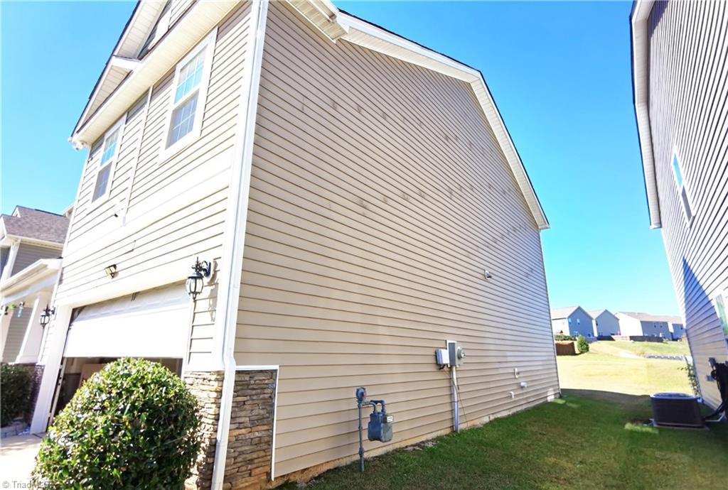 346 Sapphire Road Burlington, NC 27215 - Photo 12 of 13