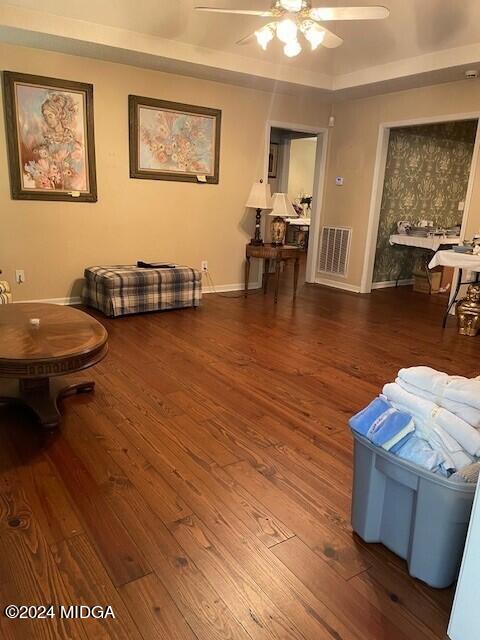 187 Bateman Lane Gray, GA 31032 - Photo 4 of 27 a living room with furniture and a wooden floor