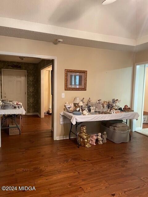 187 Bateman Lane Gray, GA 31032 - Photo 6 of 27 a view of a living room and livingroom with furniture